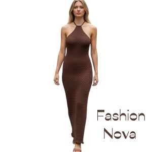 Fashion Nova Brown Crocheted Halter Maxi Dress NWT Size XS